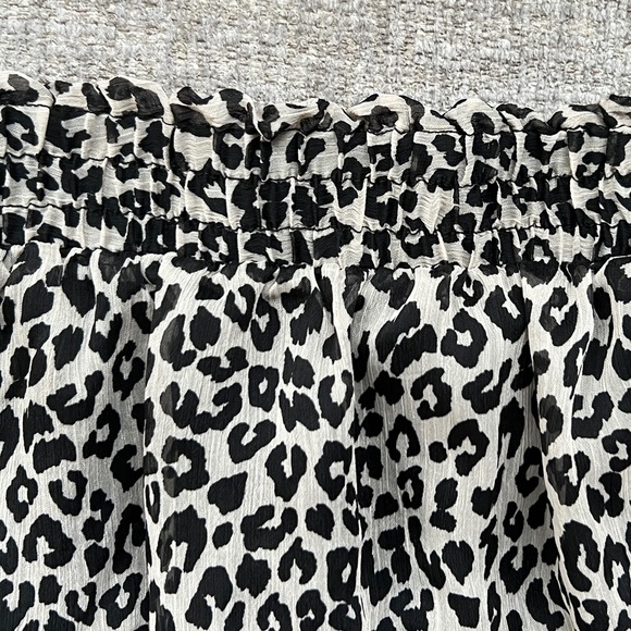 H&M Leopard Tiered Mini Skirt - Picture 4 of 5